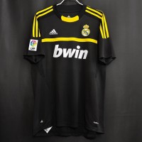 Real Madrid Goalkeeper Retro Jersey 2011-2012