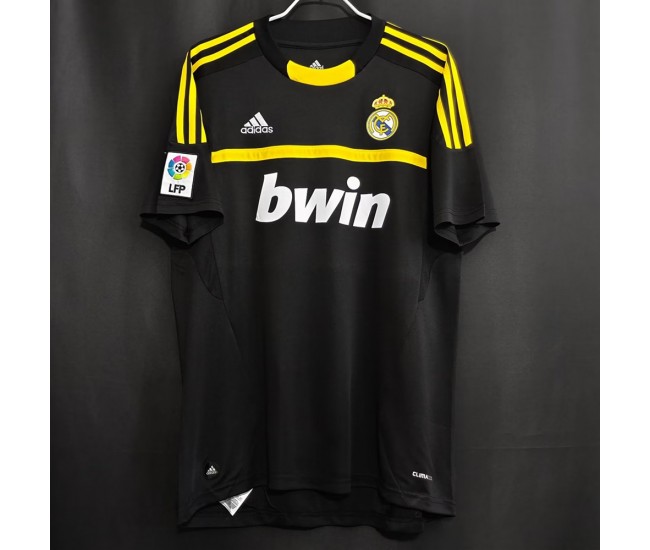 Real Madrid Goalkeeper Retro Jersey 2011-2012