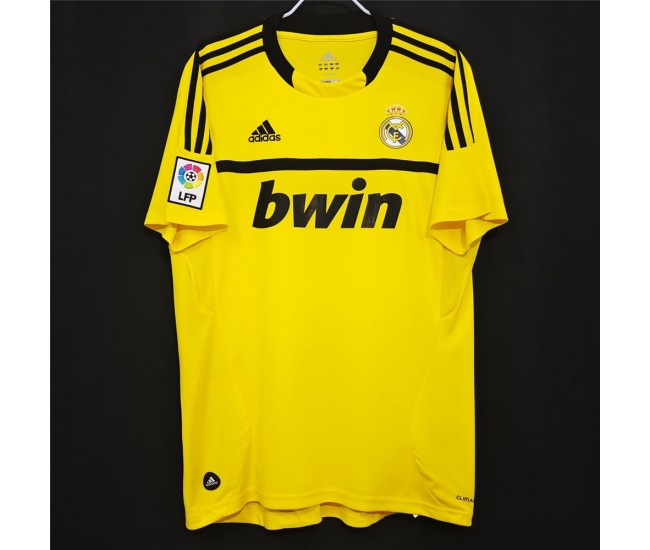 Real Madrid Goalkeeper Retro Jersey Yellow 2011-2012 